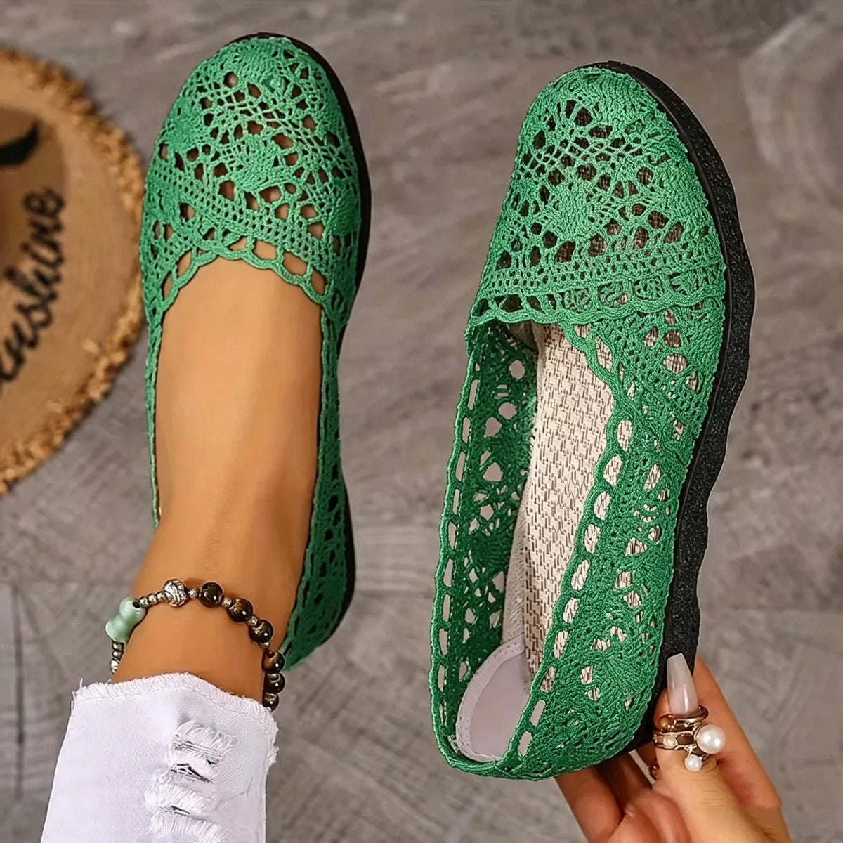 Women's Hollow Lace Mesh Shoes